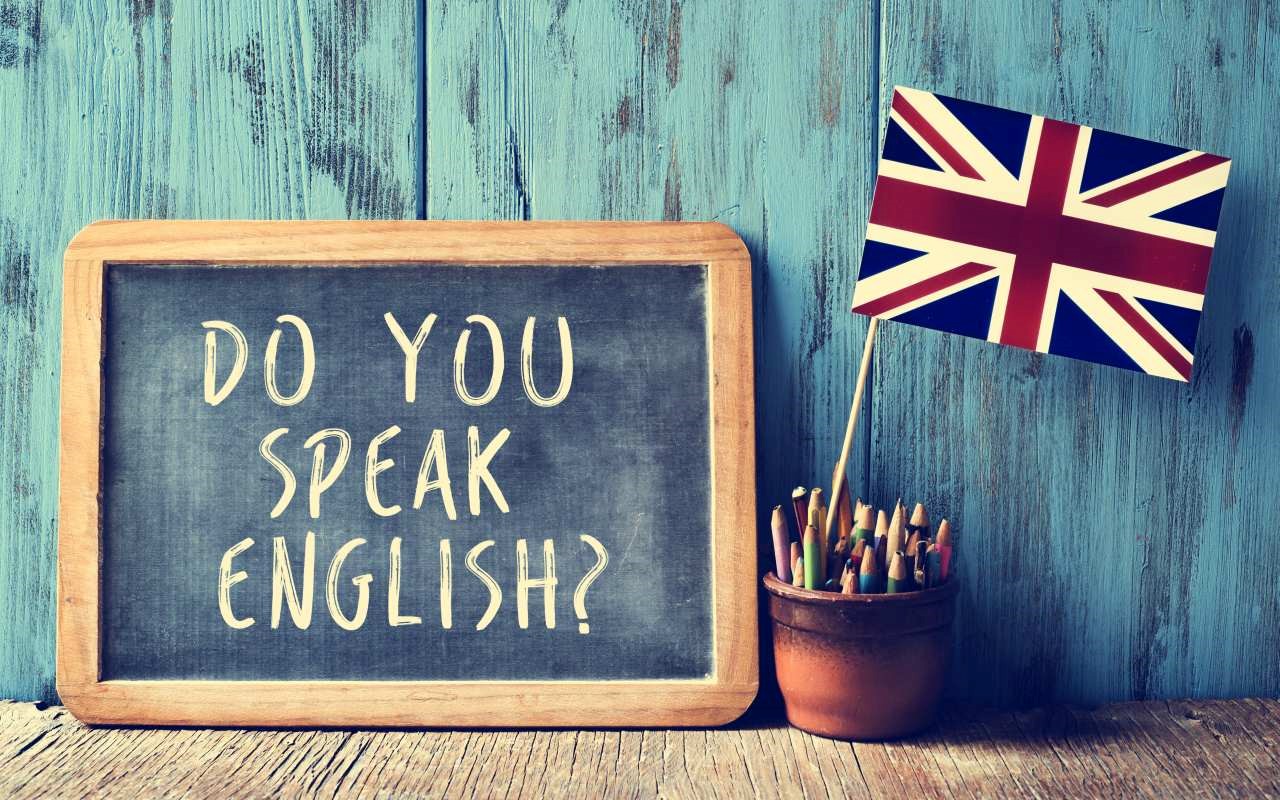 Jak nauczyć się swobodnie rozmawiać w języku obcym?