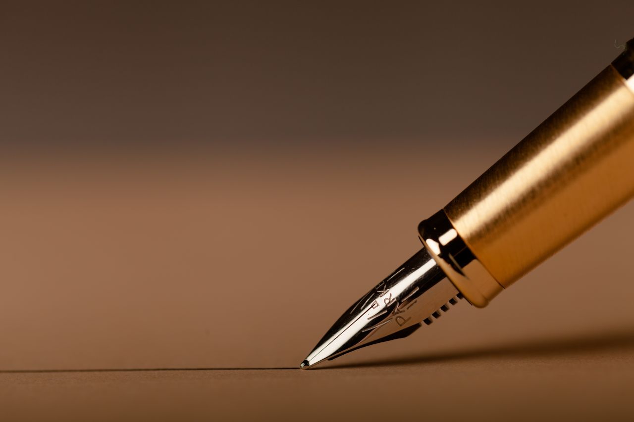 Długopis czy pióro wieczne – jaki przyrząd do pisania wybrać?